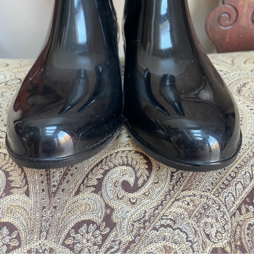 Sam Edelman Tinsley Black Gloss Chelsea Rain Boots Booties Pull On Size 10 - Picture 8 of 14